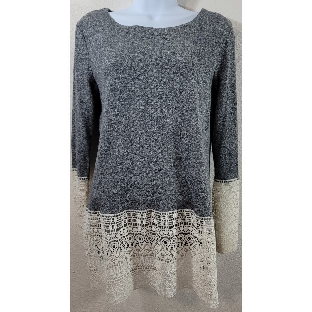 Hannah Gray Marled Round Neck Lace Hem Top Medium Lightweight Soft Cozy